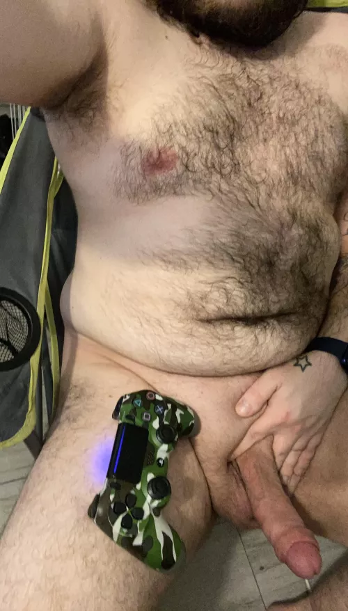 Anyone like thick hairy guys ;) by SomeBigHairyGuy