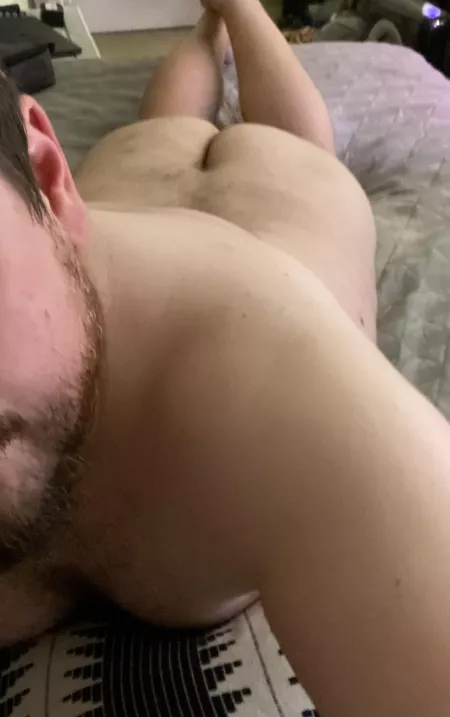 Anyone need a fat ass? 😂 (28) DMs open. by bza87