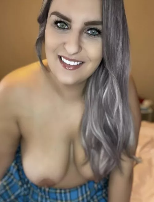 Anyone order a milf for Christmas? by courtney22xo