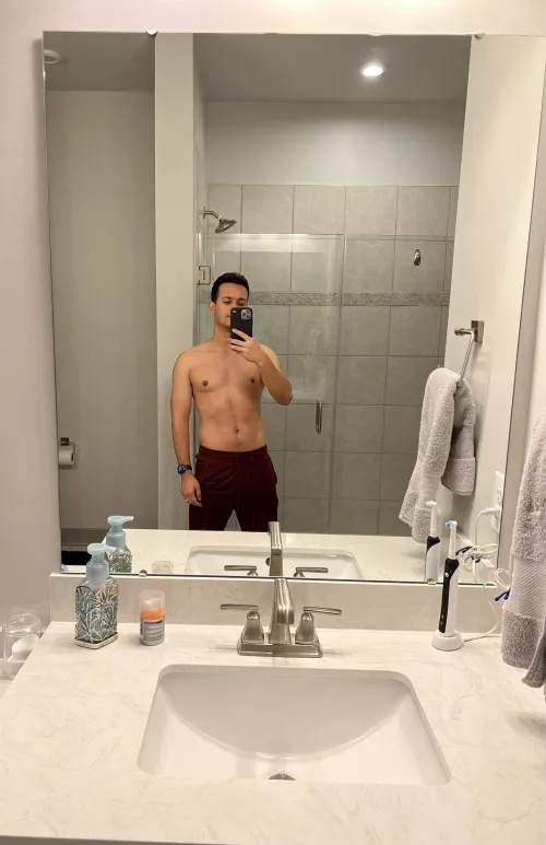 Anyone playing Destiny 2 by aherrera04