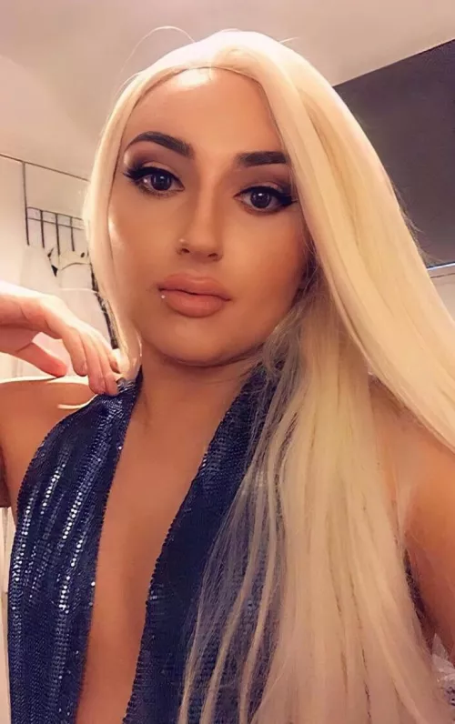 Anyone to chat with me?<3 by Bubbly-Tip-9938