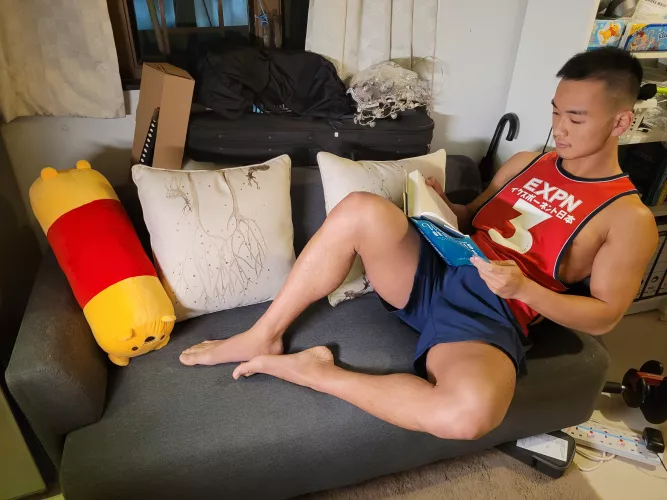 Anyone up for some reading? by 1ce_dragon