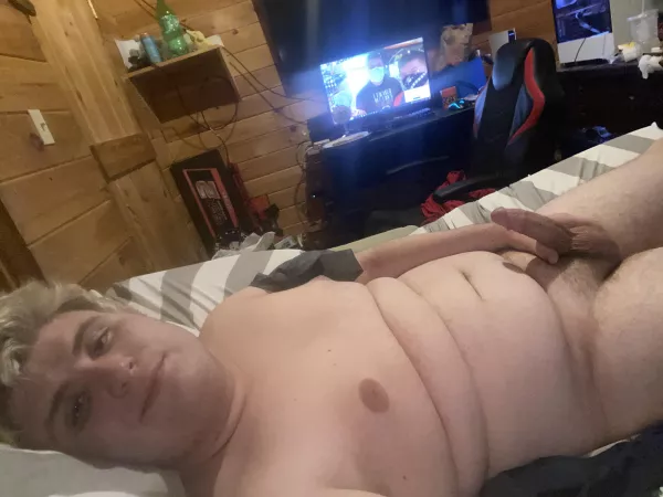 Anyone wanna be my bf by CaptinDelivery