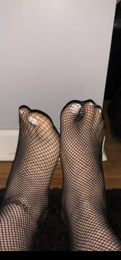 Anyone wanna become mutuals? by Michelle_2025