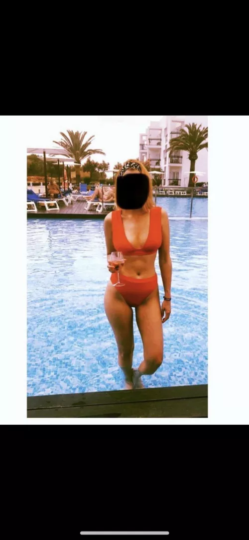 Anyone wanna caption my cuck wife? by Ronnie9969