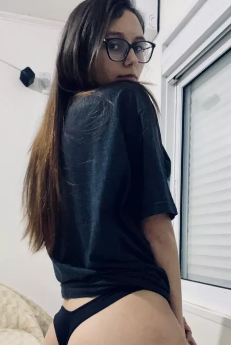 Anyone wanna cheat with me? 🥵 by Suu_mi