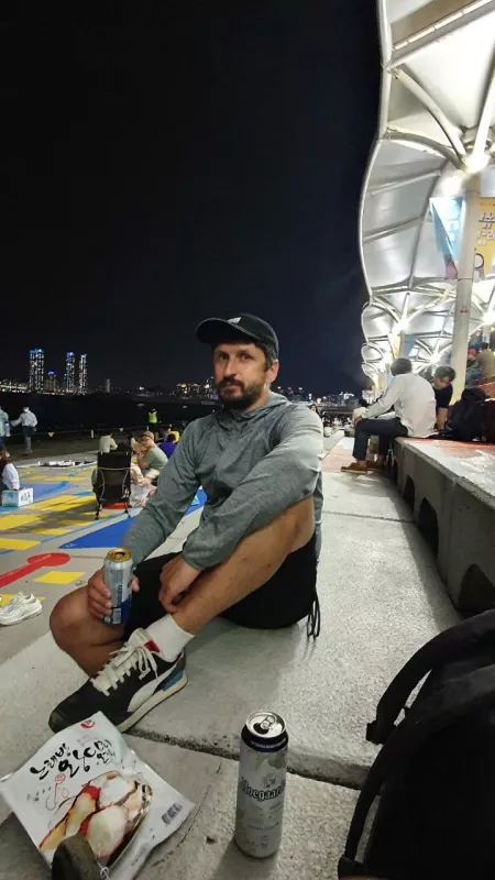 Anyone wanna drink with me? by nightfluke