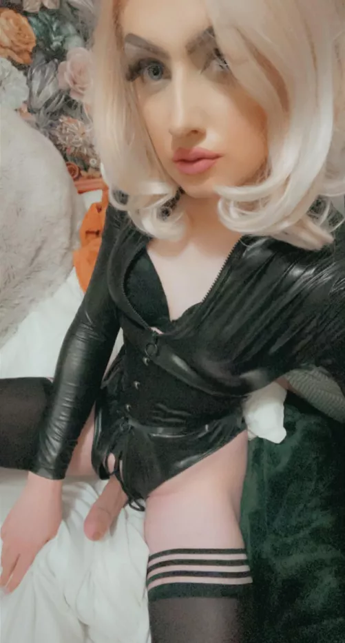 Anyone wanna have a play? by Peaches_the_peach