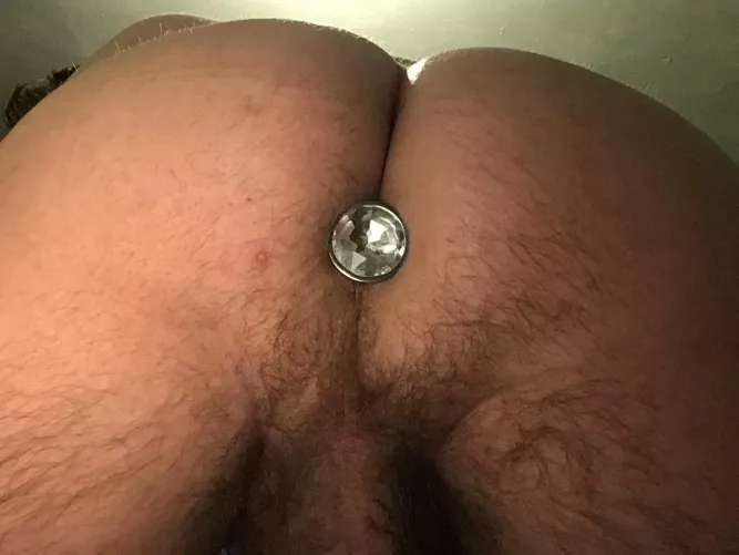 Anyone wanna replace my plug? by RyoBakura1984