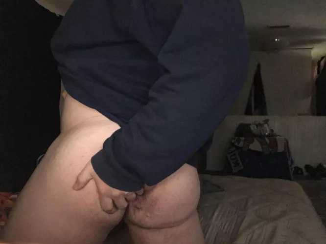 Anyone wanna spread my biscuits? by BearHighness