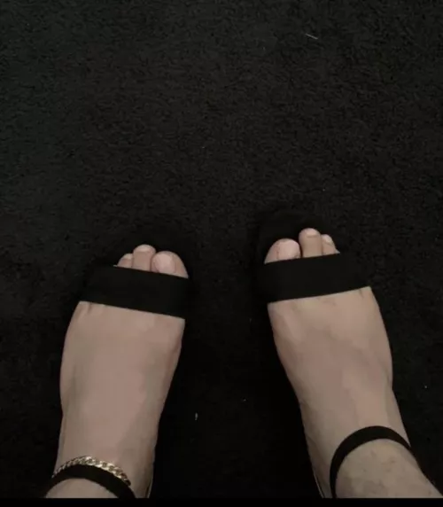 Anyone wanna take my heels off? by Michelle_2025