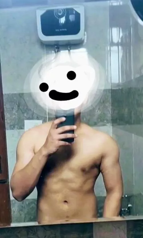 Anyone want a peak of this bod🥂😋 by ProfessorAbject113