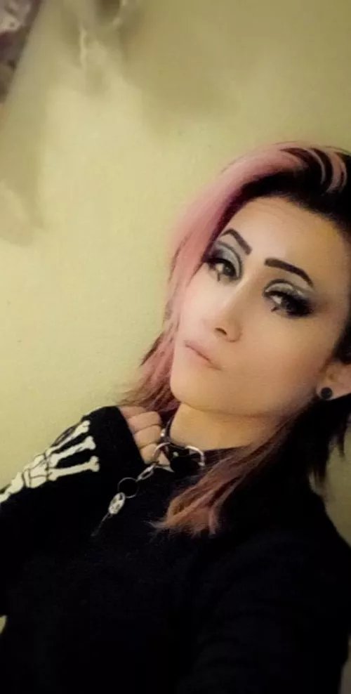 Anyone want a pet e-girl goth femboy? I require daily cuddles n headpats 😂🤣💗 by Valentine_T-girl