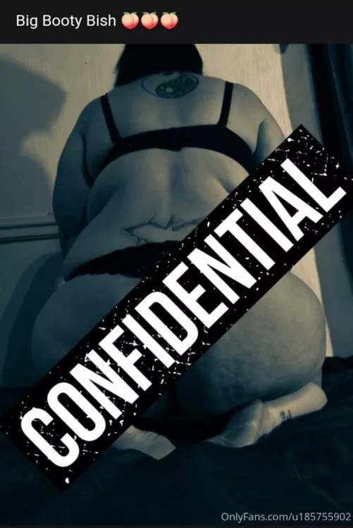 Anyone want some peaches? 🍑😈 OF link in bio - Sub for full access to all my posted content for a month. 😘 by Ningina_OF