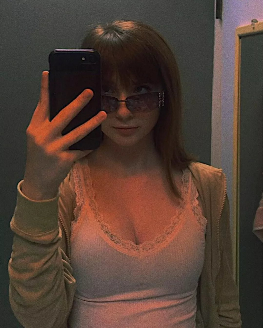 Anyone want to cum tribute my crush? posted by LalisaManobanIsSexy