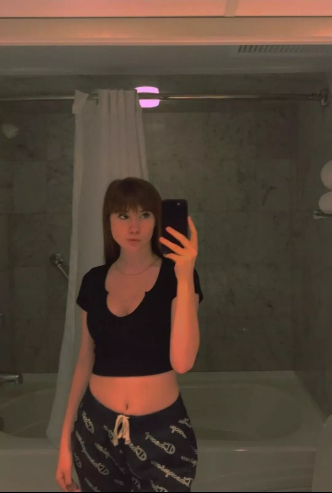 Anyone want to cum tribute my crush? posted by LalisaManobanIsSexy