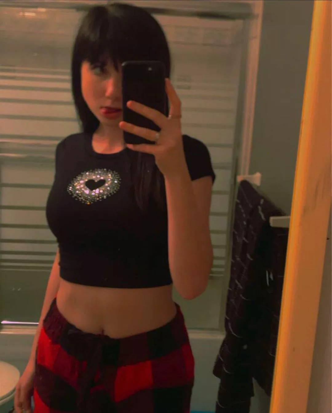 Anyone want to cum tribute my girlfriend posted by LalisaManobanIsSexy