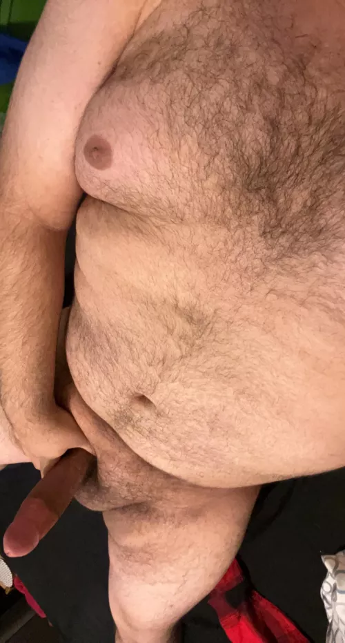 Anyone want to give me a present? DMs open by jerkbear79