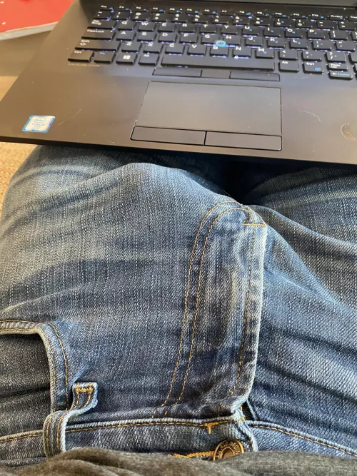 Anyone want to join in the co-working room? 😏 by traegertrigger009