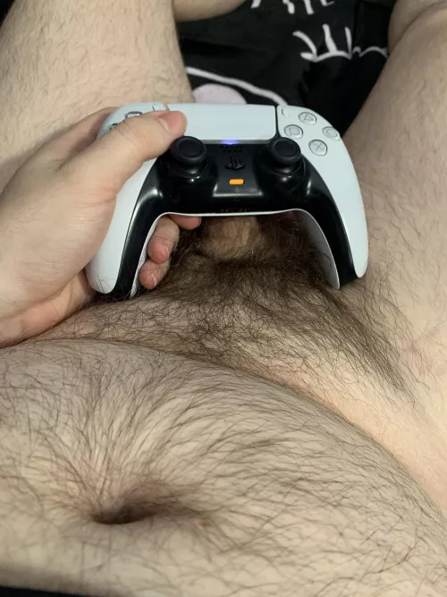 anyone want to play? dm open ;)