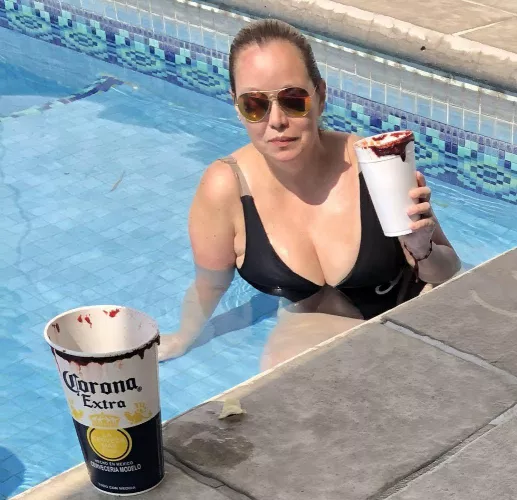 Anyone wants to trade your mom o mother in law pics? This is my titty mom… Telegram: jackbrooks13 by TheLogicalBoy11