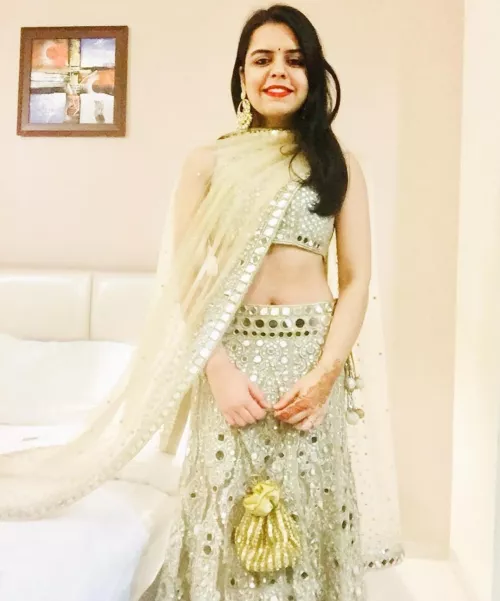 Anyone who knows who she is and wanna talk about her? by yourbudjo