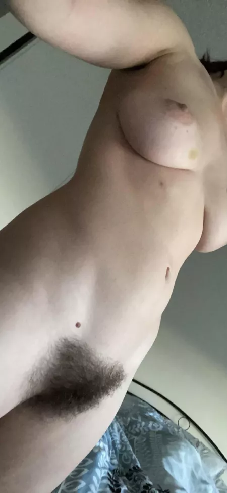 Apparently you guys like me here so I thought I show off my bush more 😇 by miss-tmuse