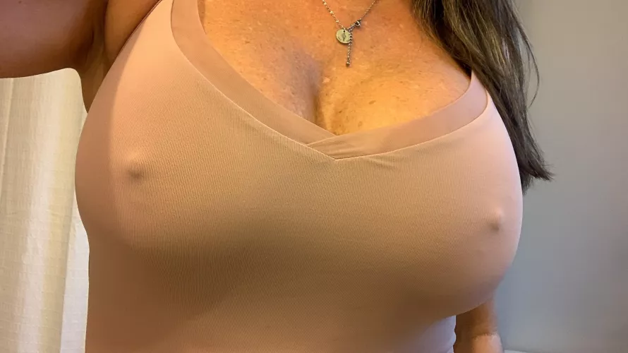 Appropriate for family dinner at my parents ? (F)51 meet me in the bathroom 😈 by mischieviousmomma70