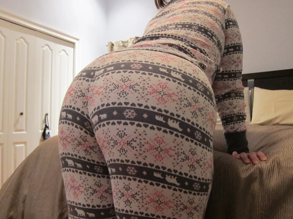 Are bigger comfy butts welcomed here? posted by thehillshavethighs