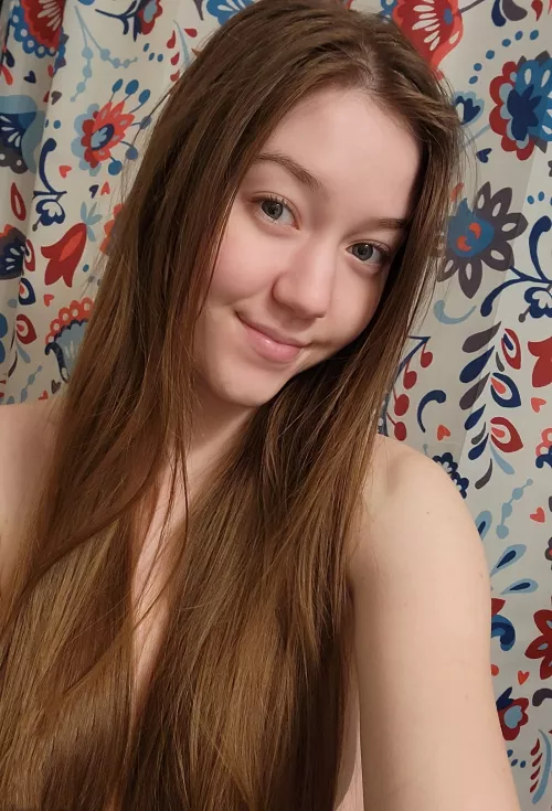 Are brunettes your type? by jade_love_12345