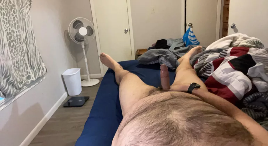 Are chubby bicurious guys welcome here? by bbreezy1289