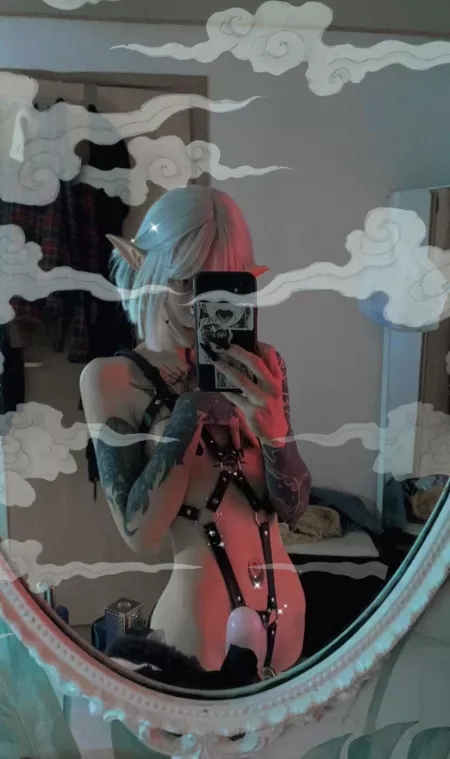 Are elves sexy? by LexyFoxOnly