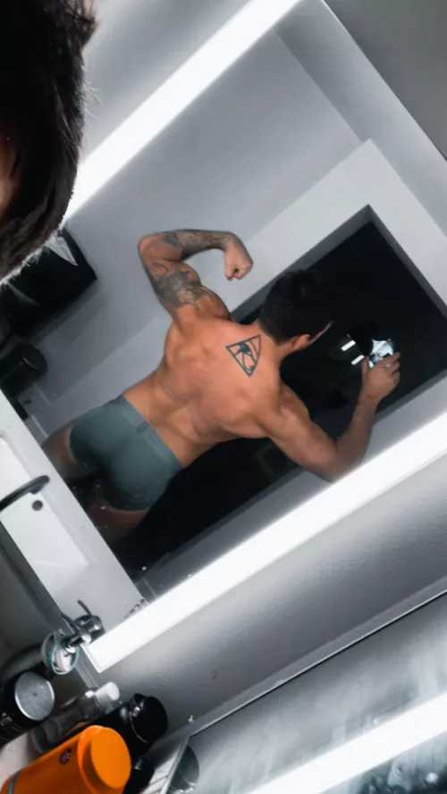 Are muscular booties allowed here. 😇 by ItsMichaelJamesNSFW