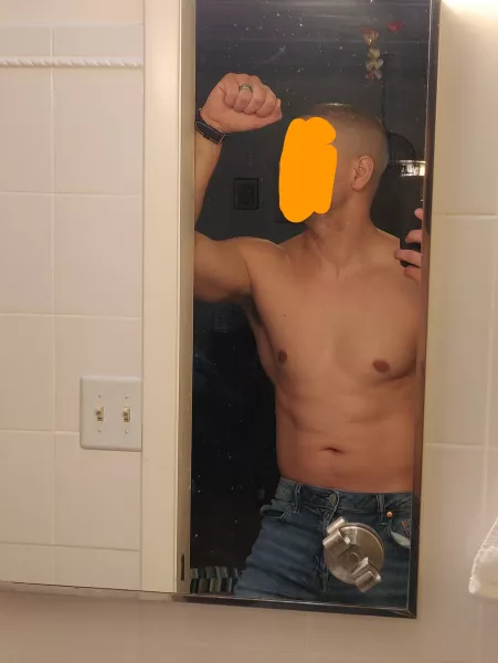 Are my abs ready for the beach? by mawells727