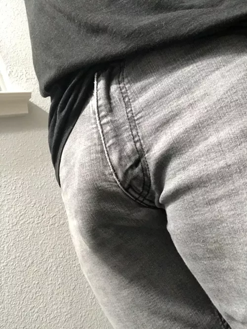 Are my jeans too tight? by texanbwc