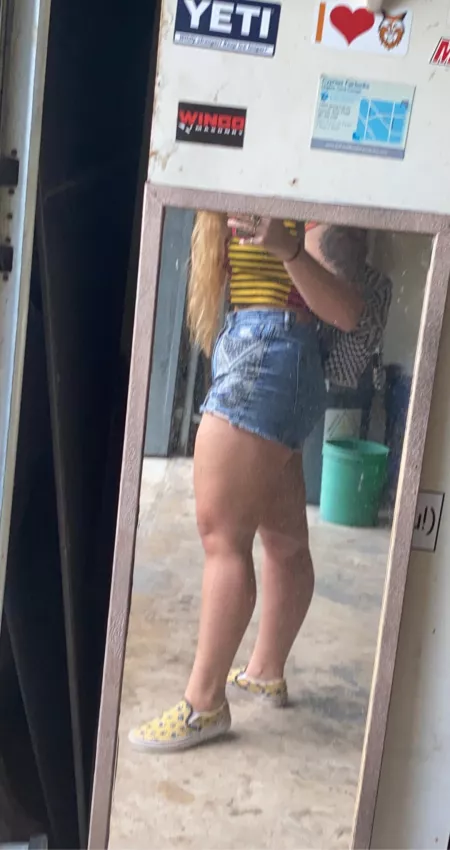 Are my quads considered big? by natbat420