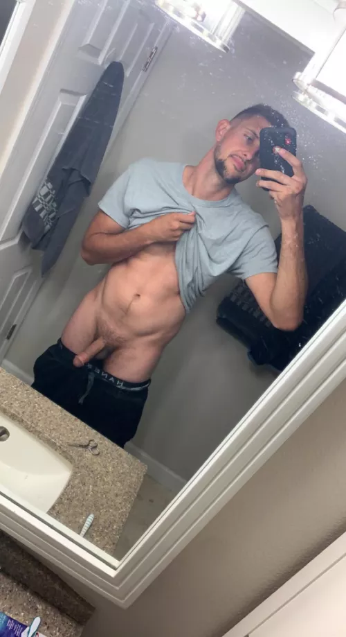 Are tall guys allowed[M] 6”6’ by too_damn_tall732