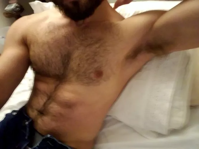 Are there any other dudes that don't wear deodorant? by hyperhort