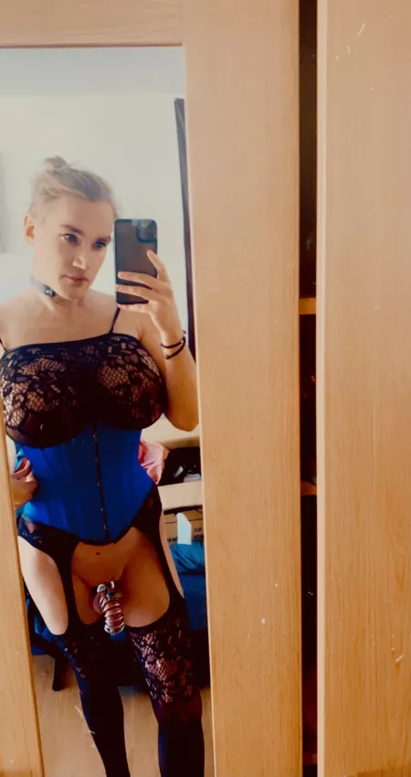 Are trans dolls allowed here ? X by LatexDollxx