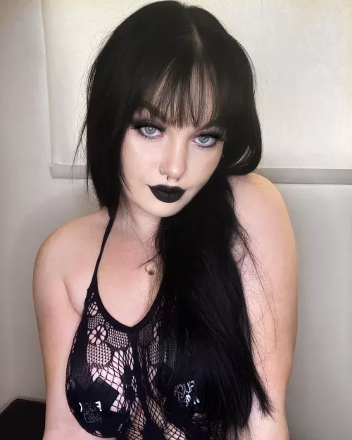 Are you brave enough to date me? by Hex_d0ll