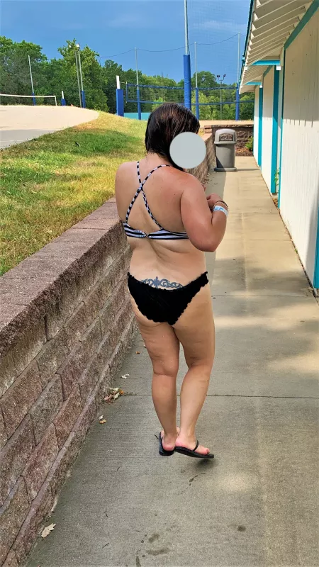 Are you following me? ;) by Blair-Simm