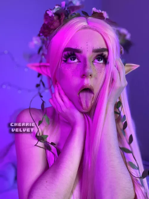 are you into elf girls? 😏 by _cherrie_velvet_