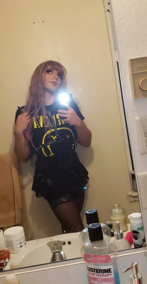 Are you into punk girls? 🖤 by Emsie21