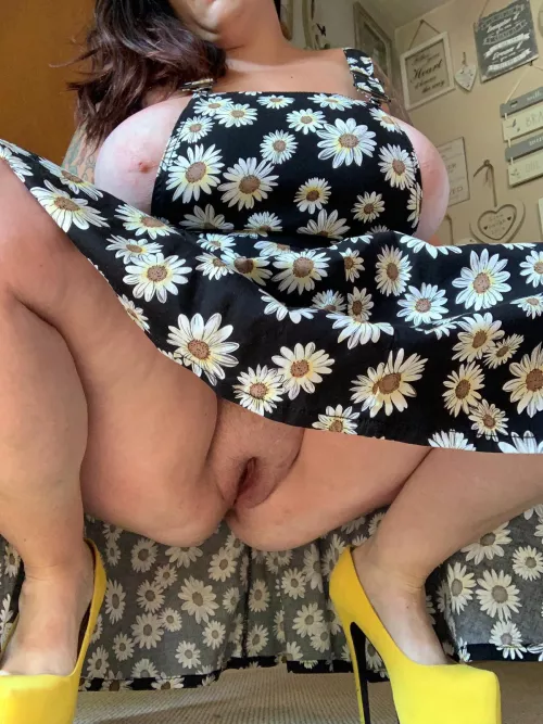 Are you looking up my skirt? 🔥 by 251869