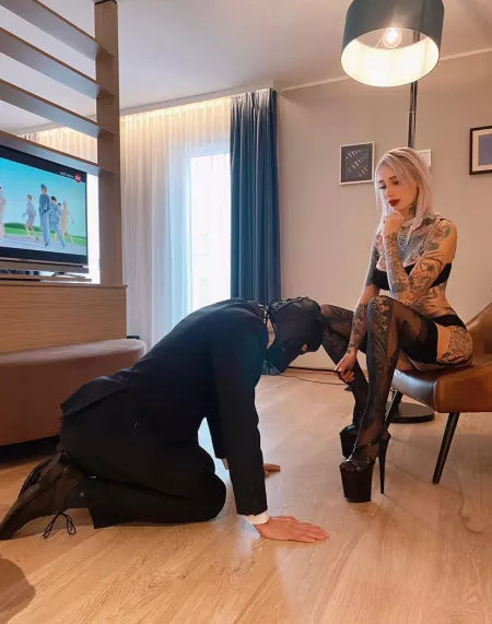 Are you ready to be owned, used and abuse by me for my pleasure ?👿 by mistress-gabby