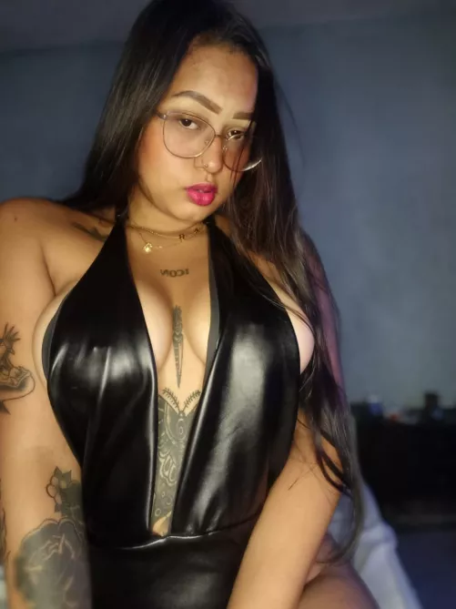 are you ready to get horny with me? 🔥 I'm online for whatever you want 🔥 Check the comments [sext] [vid] [gfe] by Caroccino