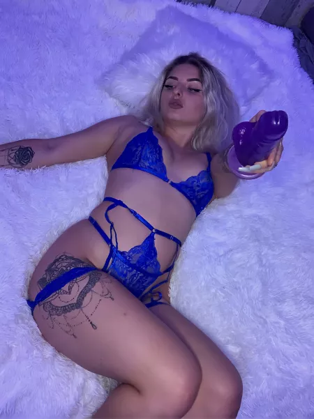 Are You Wondering What I’m Going To Do To You? by ItzQueen