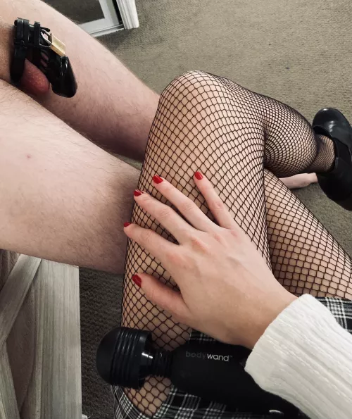 Aren’t I generous? Allowing a quick breather before going back to licking my boots clean… by TheSwitchers01