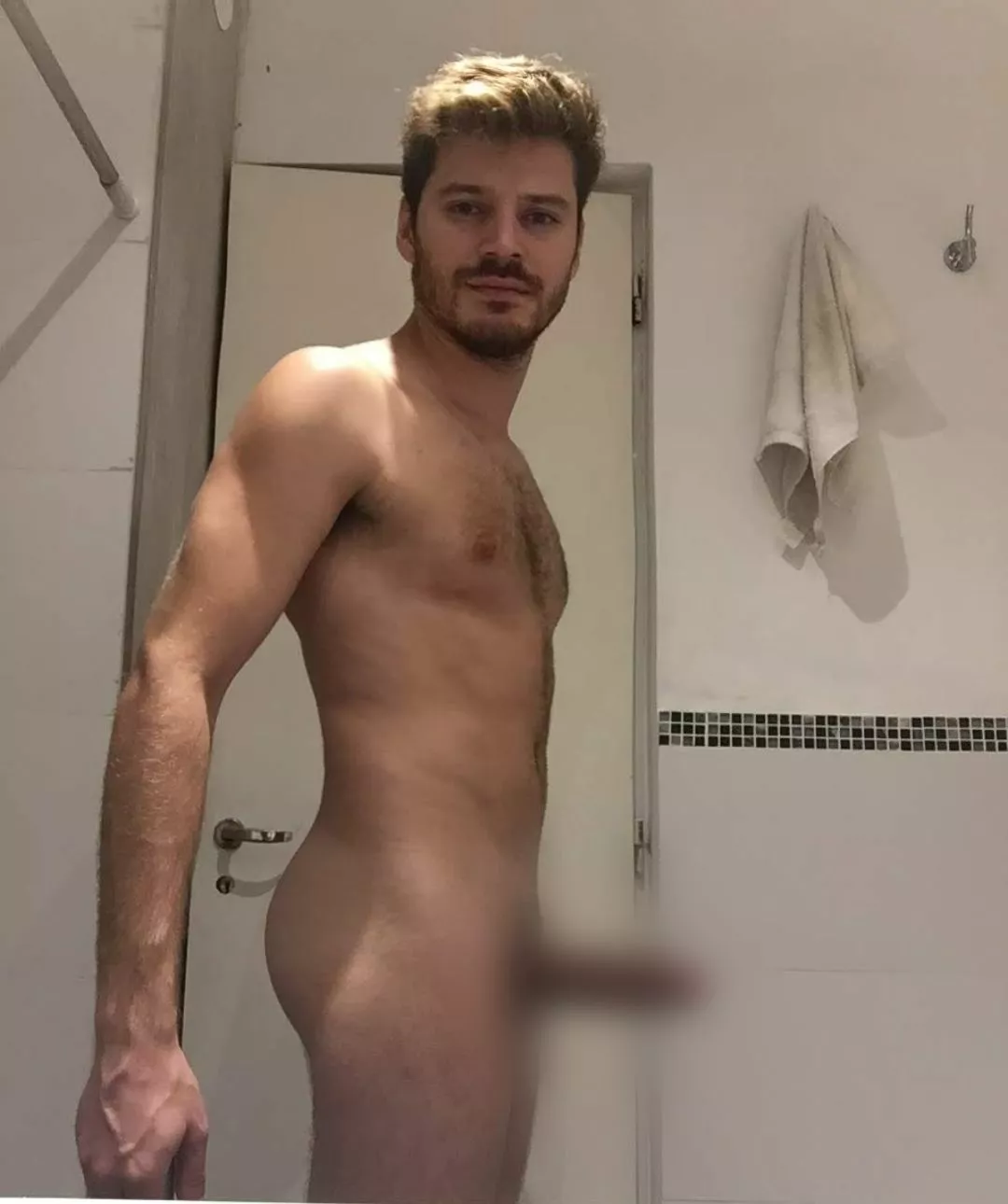 Argentinian Alpha Domme Cock🍆 looking for betas bois 😈I’m into fetishes😈 posted by evillatinoken