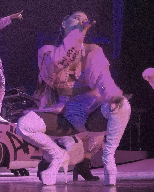 Ariana Grande can kick my ass by Seniorzork